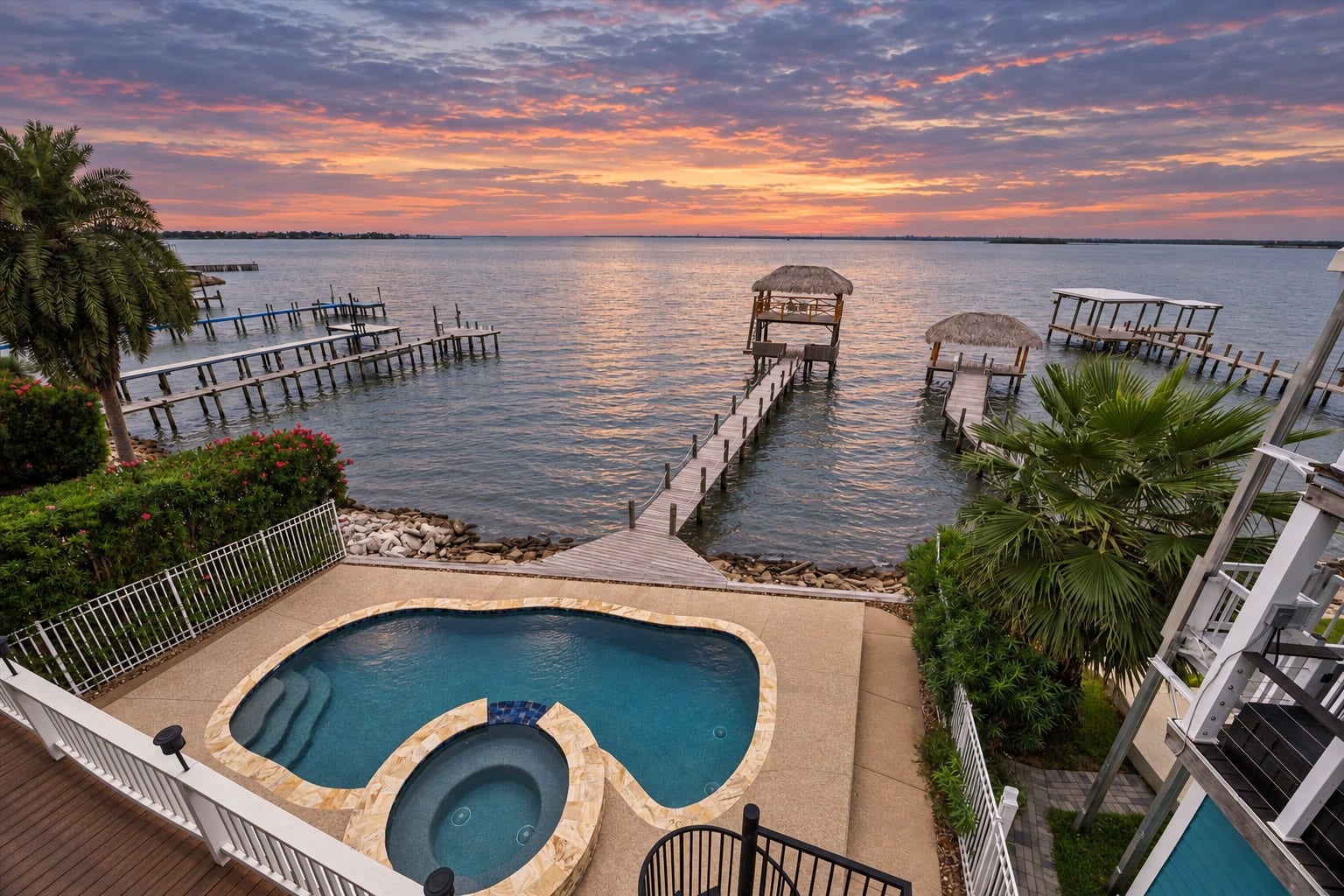 1331 EDWARDS DRIVE, Dickinson, TX 77539 THIS WATERFRONT EDWARDS LANDING HOME OFFERS EXPANSIVE OPEN-WATER VIEWS WITH A PRIVATE PIER EXTENDING FROM THE PROPERTY.