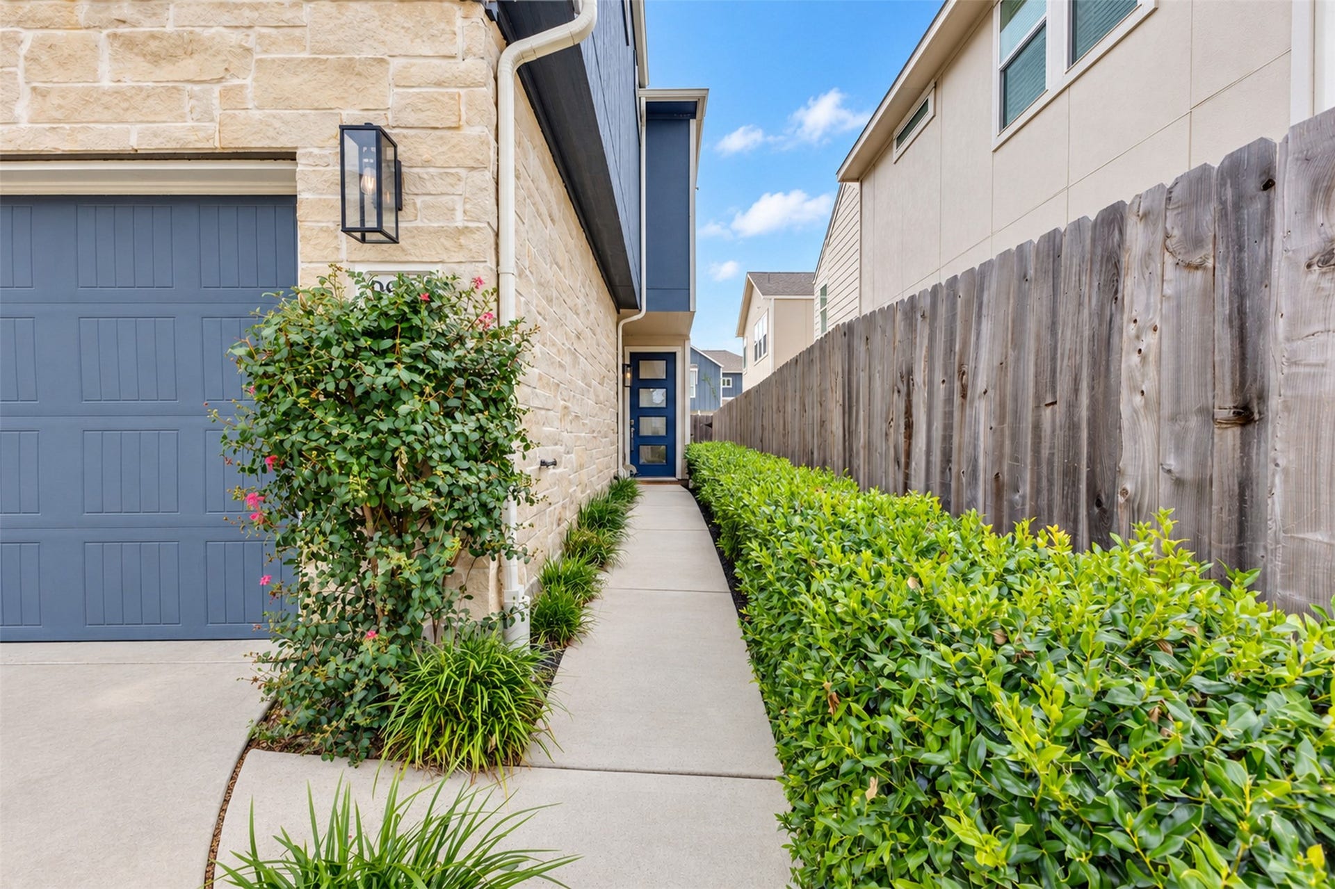 9904 Smokehouse Silo Lane, Houston, TX 77080 9904 Smokehouse Silo Lane, Houston, TX 77080
