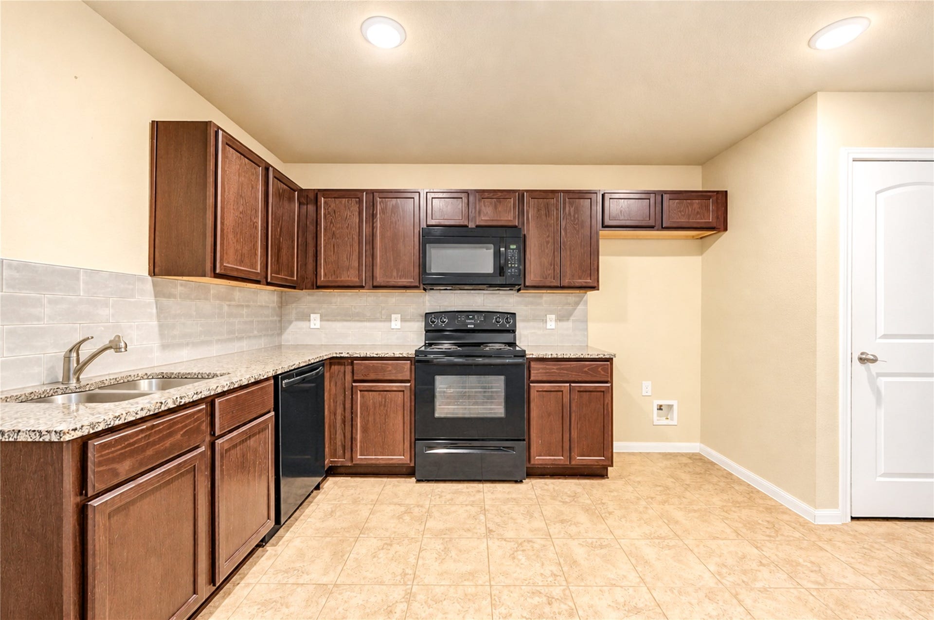 15190 Crockett Road, Willis, TX 77378 15190 Crockett Road, Willis, TX 77378