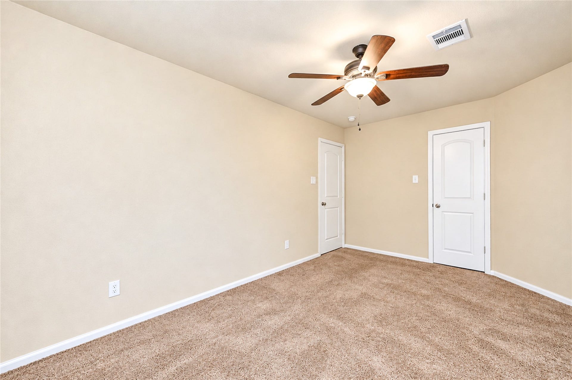 15190 Crockett Road, Willis, TX 77378 15190 Crockett Road, Willis, TX 77378