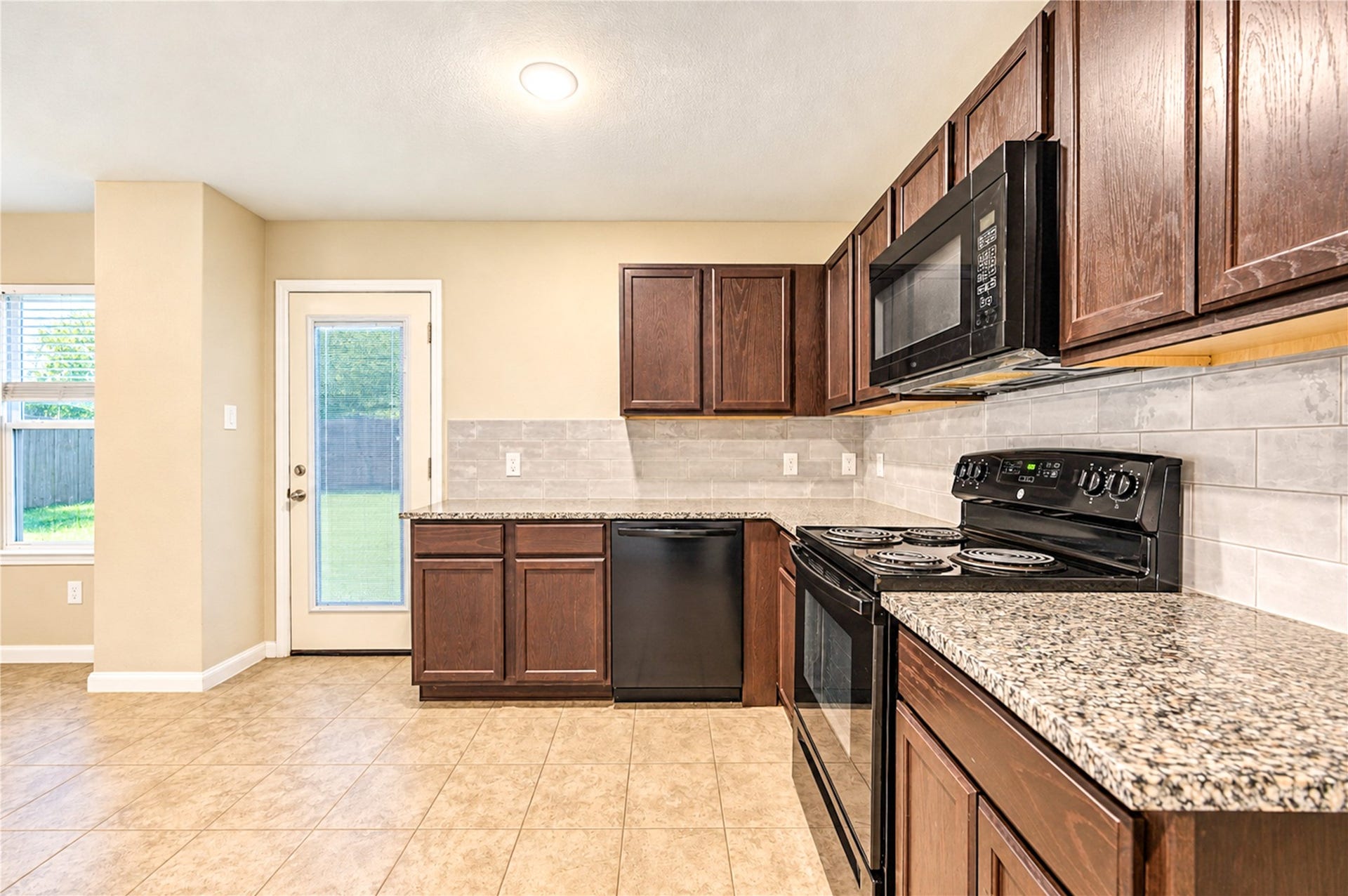 15190 Crockett Road, Willis, TX 77378 15190 Crockett Road, Willis, TX 77378