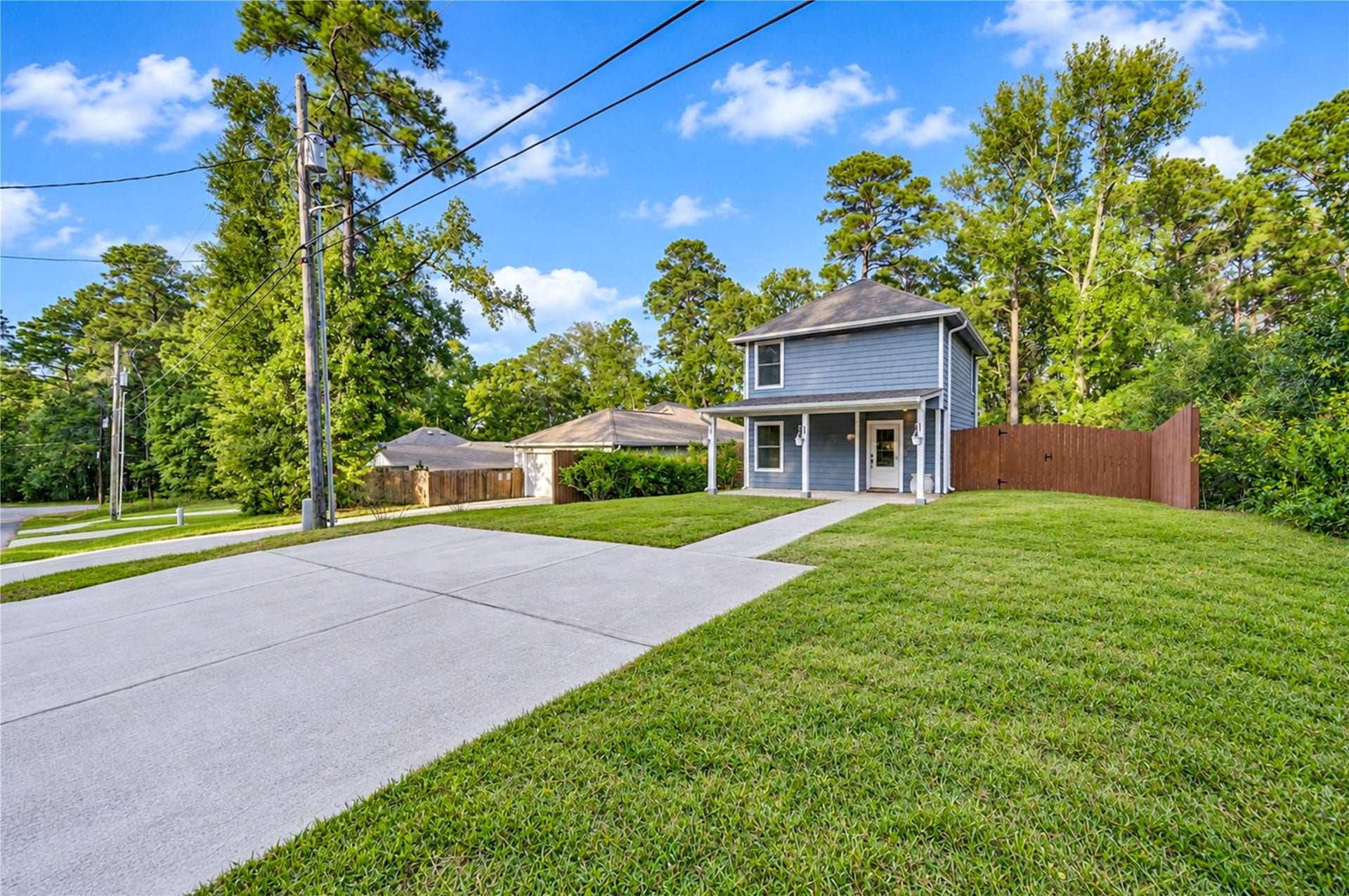 15190 Crockett Road, Willis, TX 77378 15190 Crockett Road, Willis, TX 77378