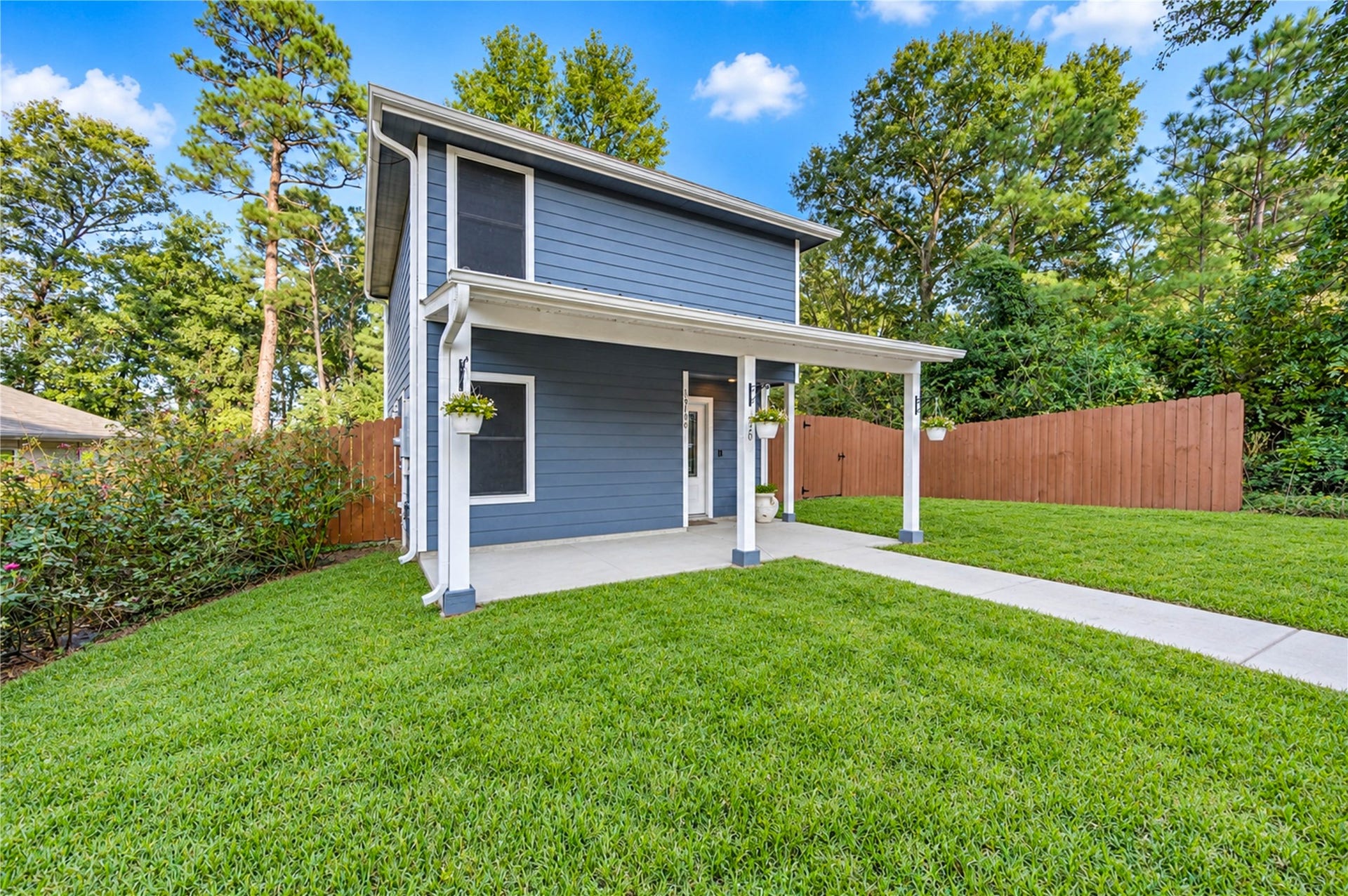 15190 Crockett Road, Willis, TX 77378 15190 Crockett Road, Willis, TX 77378