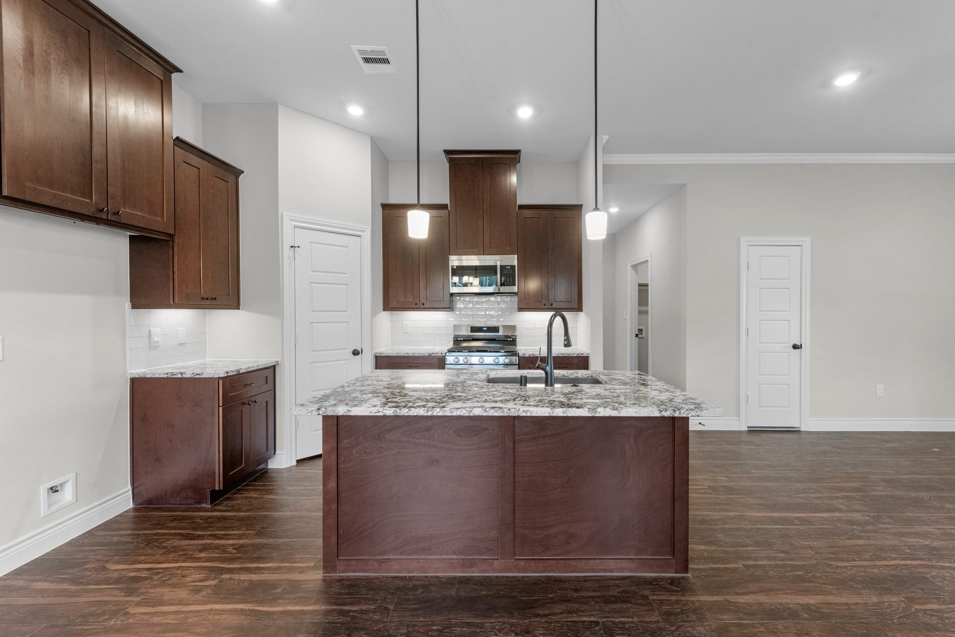 25662 John Wayne Road, Splendora, TX 77372