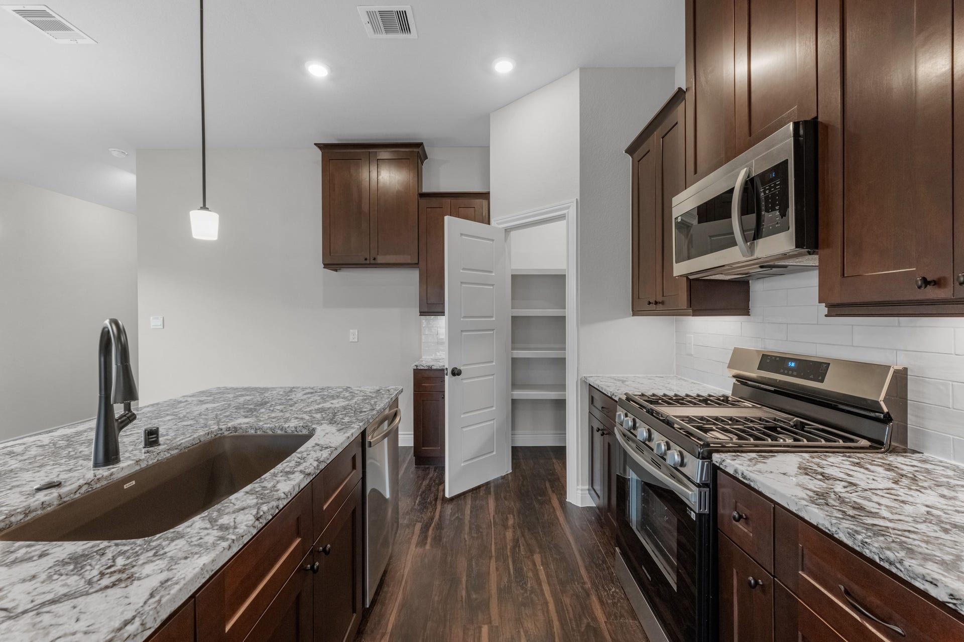 25662 John Wayne Road, Splendora, TX 77372