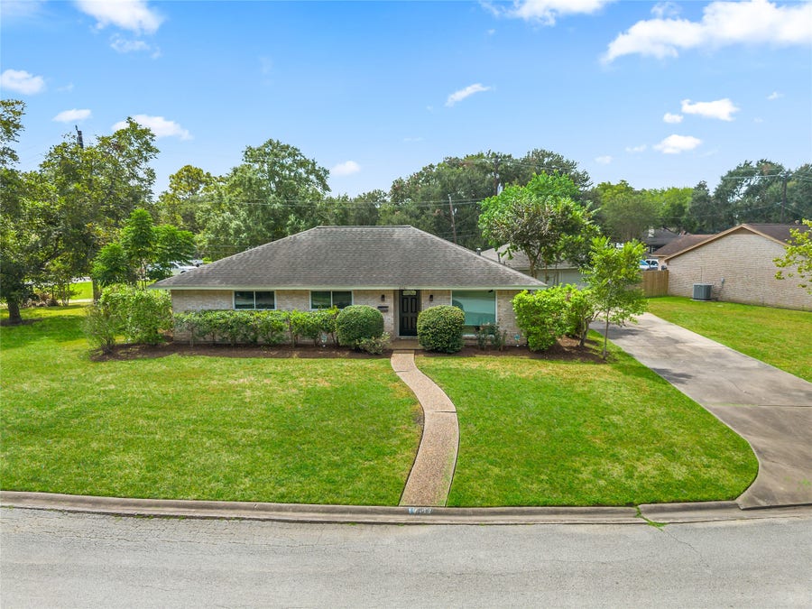 Property photo for 3822 Avenue P, Rosenberg, TX
