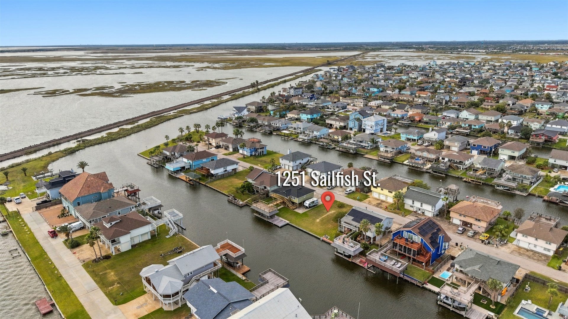 1251 Sailfish Street, Bayou Vista, TX 77563 1251 Sailfish Street, Bayou Vista, TX 77563