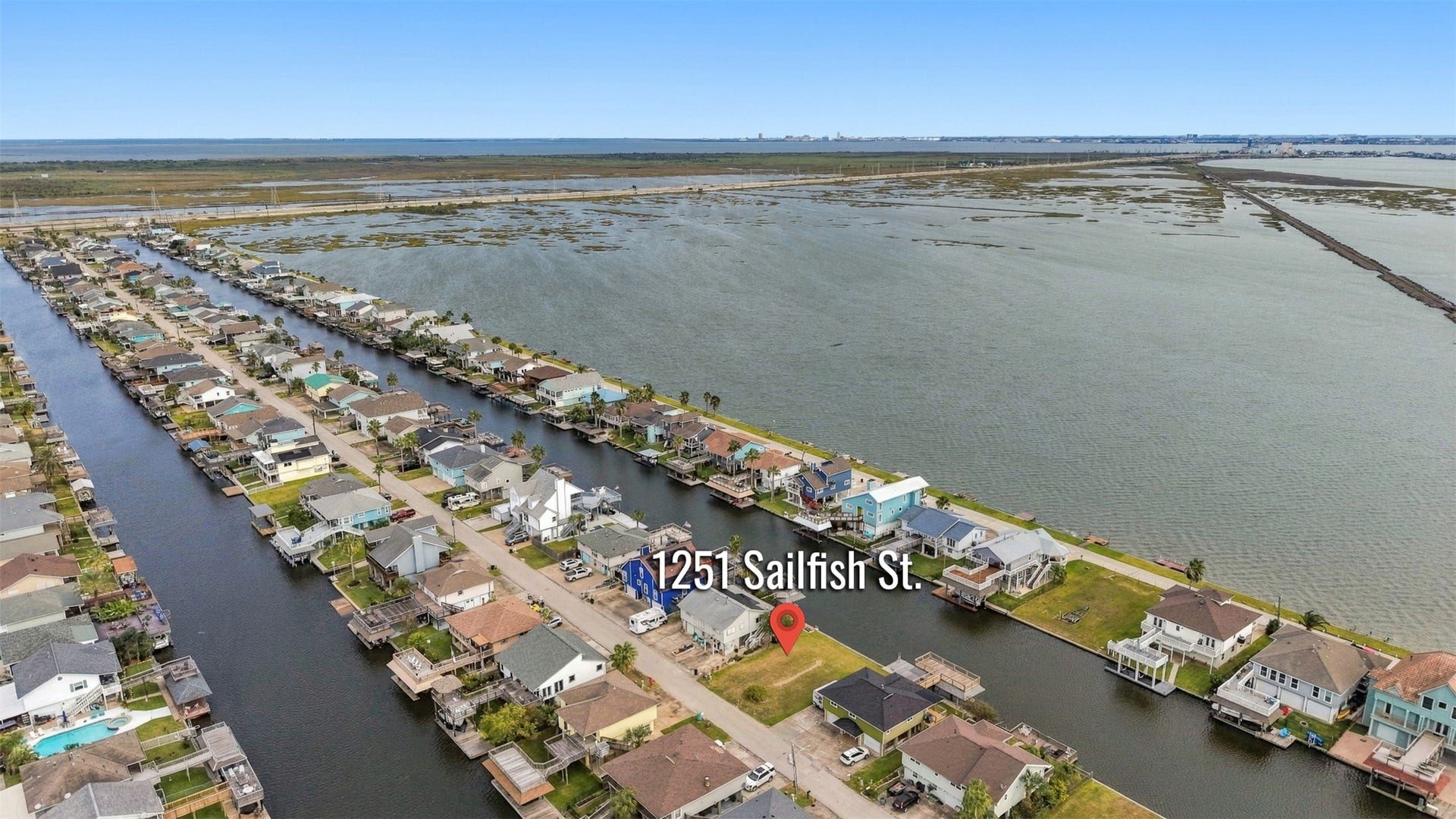 1251 Sailfish Street, Bayou Vista, TX 77563 1251 Sailfish Street, Bayou Vista, TX 77563