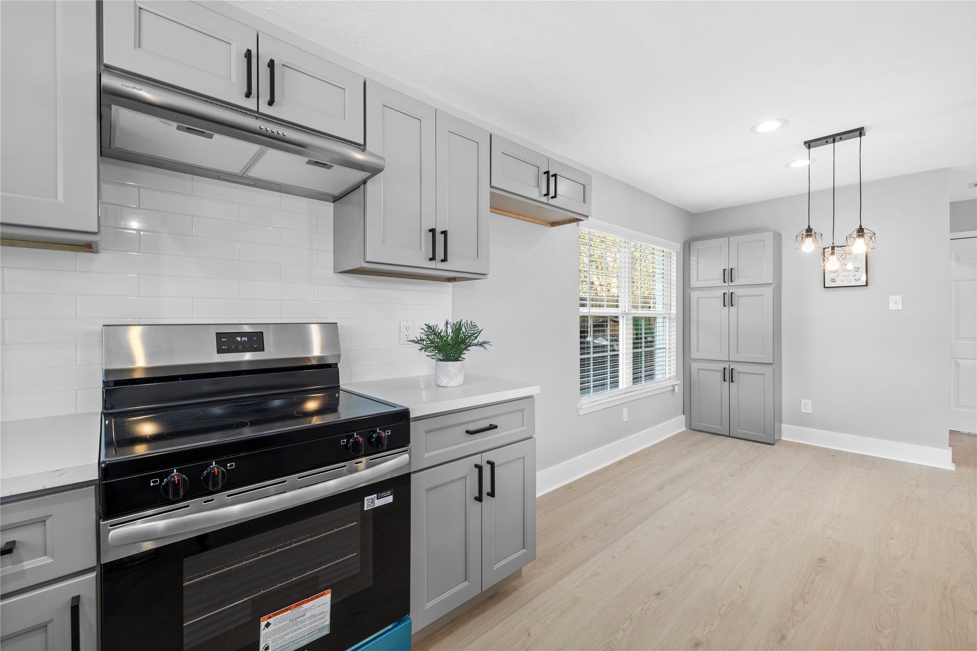 7714 Summer Glen Lane, Houston, TX 77072 7714 Summer Glen Lane, Houston, TX 77072
