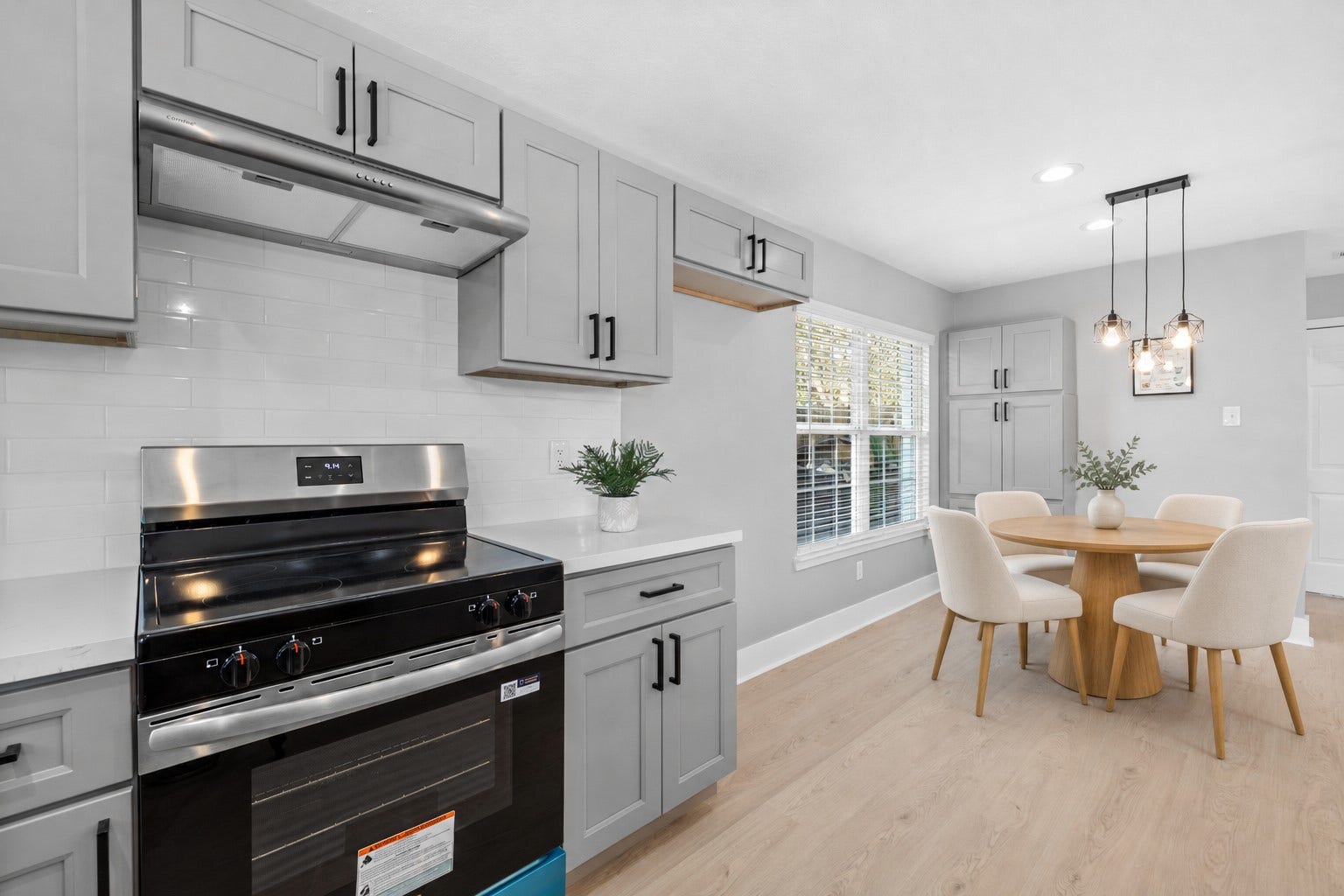 7714 Summer Glen Lane, Houston, TX 77072 7714 Summer Glen Lane, Houston, TX 77072