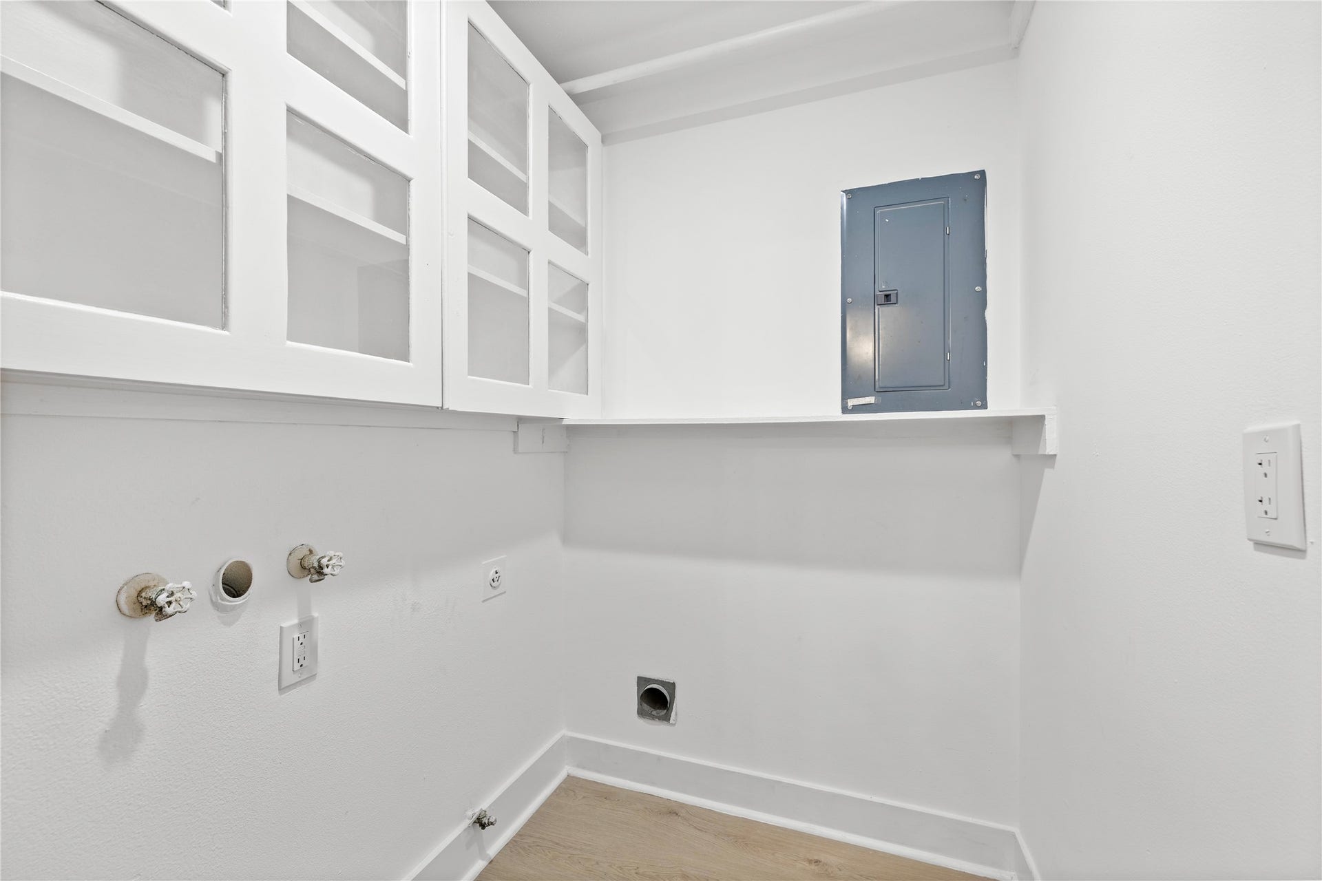 7714 Summer Glen Lane, Houston, TX 77072 7714 Summer Glen Lane, Houston, TX 77072