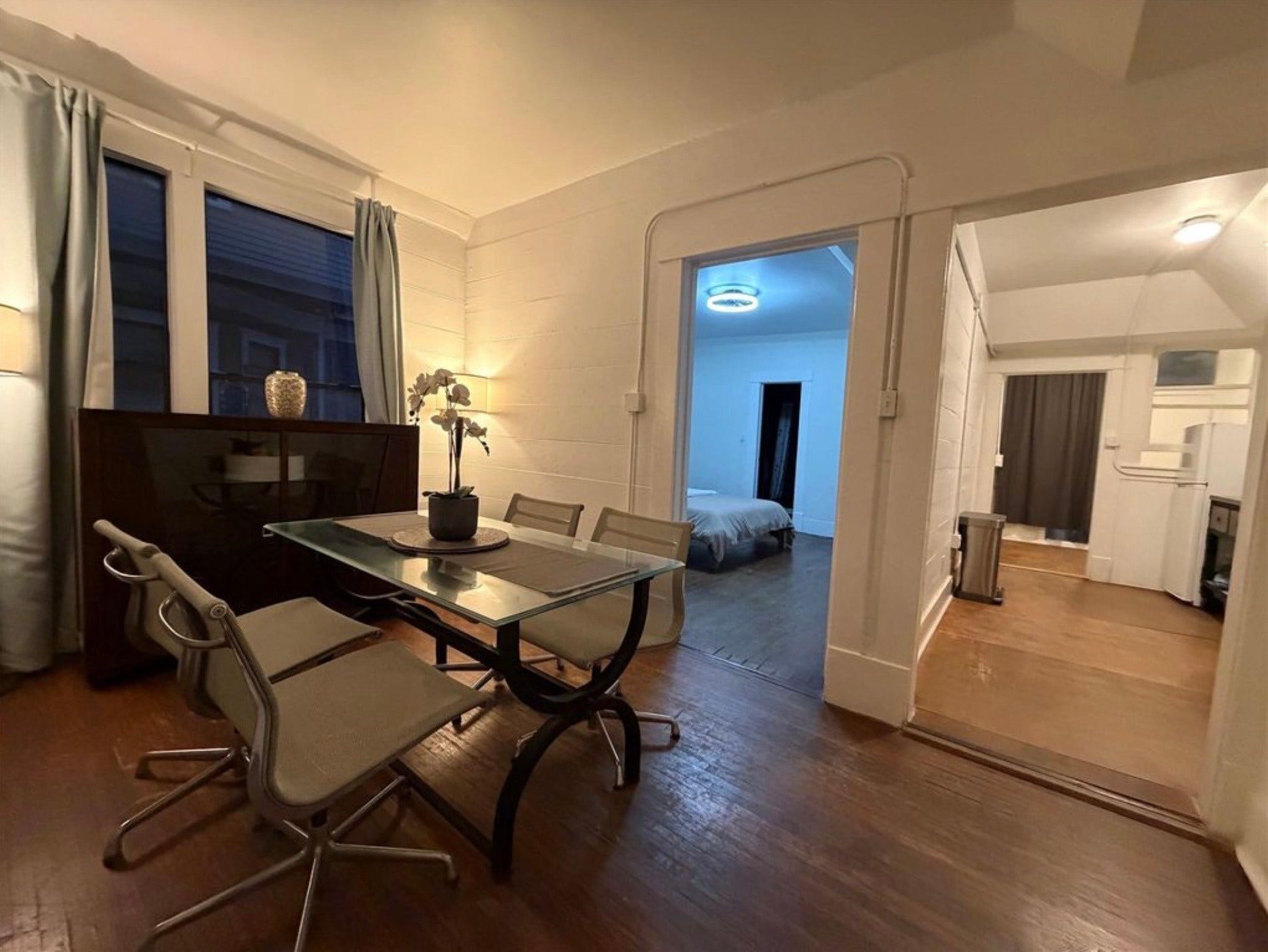 402 Hyde Park Boulevard, Houston, TX 77006 402 Hyde Park Boulevard, Houston, TX 77006