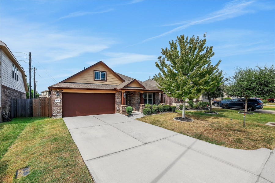 Property photo for 4251 Bearberry Avenue, Baytown, TX
