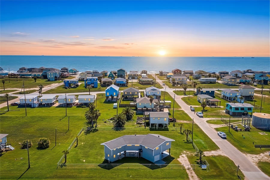 Property photo for 219 Fort Velasco Drive, Freeport, TX