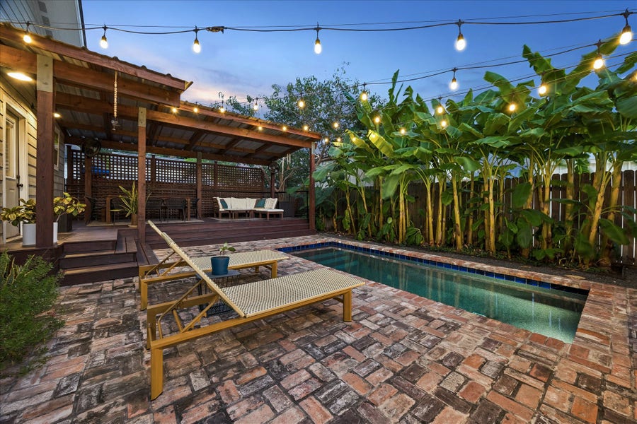 Property photo for 106 Alma Street, Houston, TX