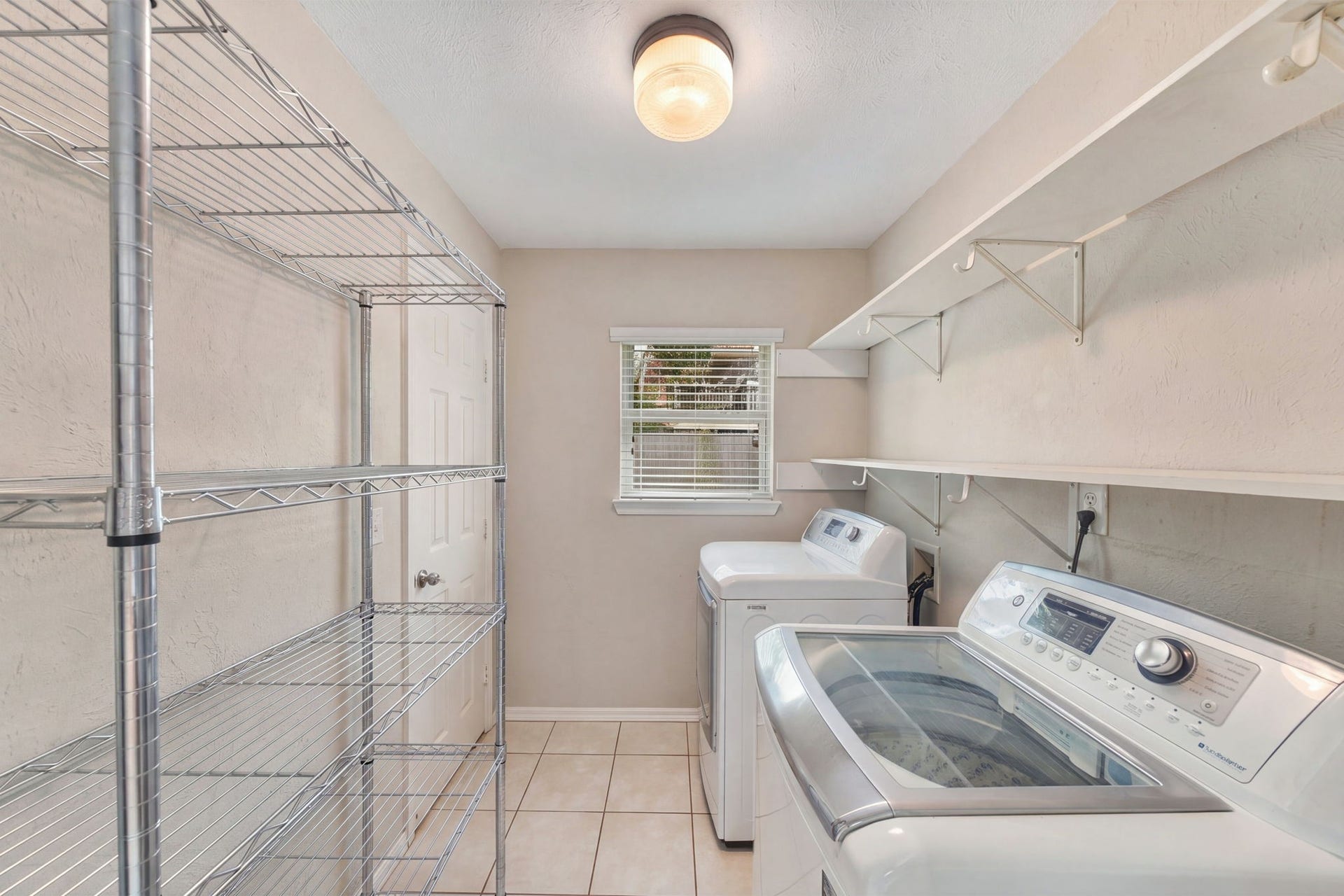 5326 Girnigoe Drive, Houston, TX 77084 5326 Girnigoe Drive, Houston, TX 77084