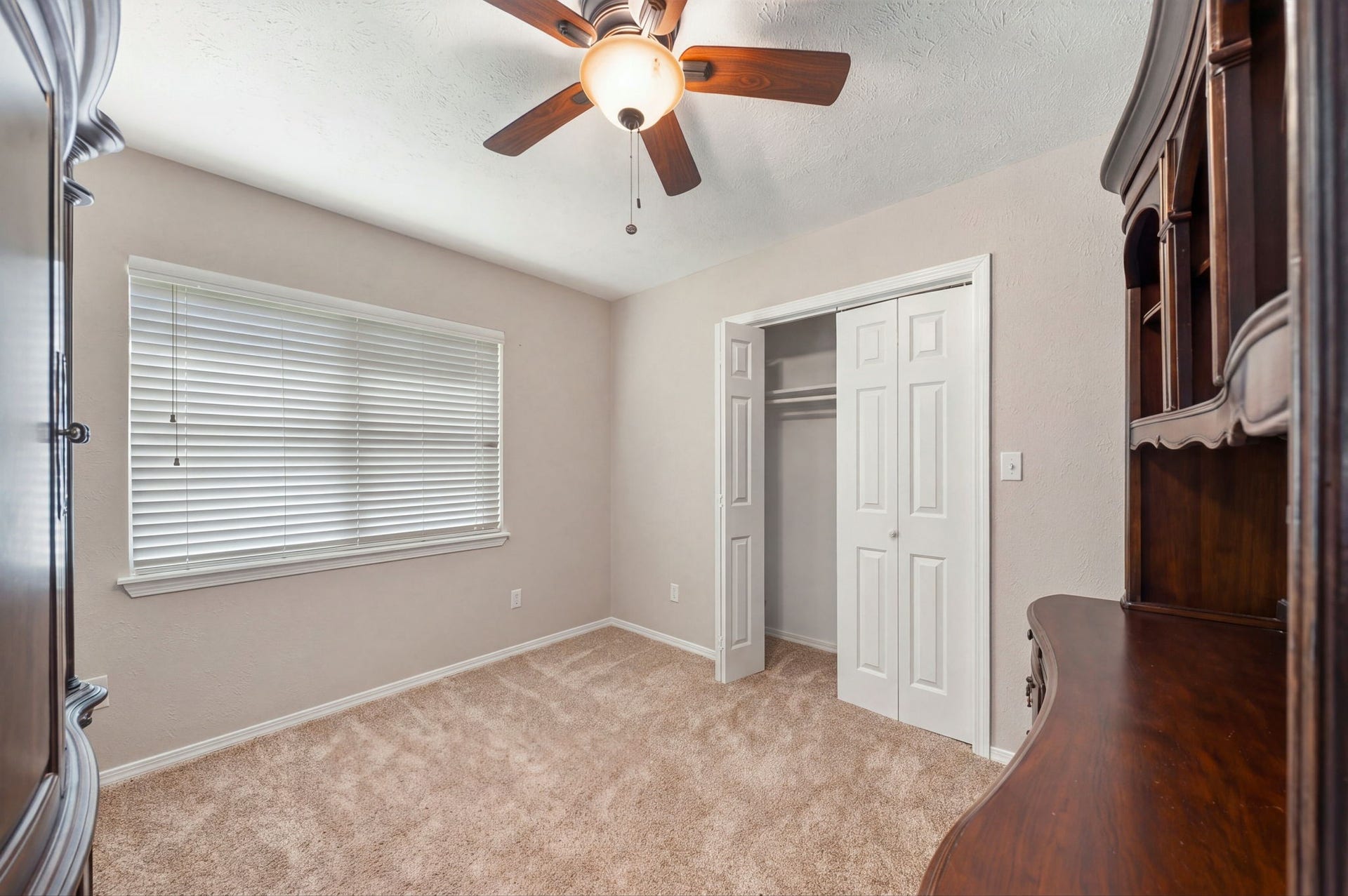 5326 Girnigoe Drive, Houston, TX 77084 5326 Girnigoe Drive, Houston, TX 77084