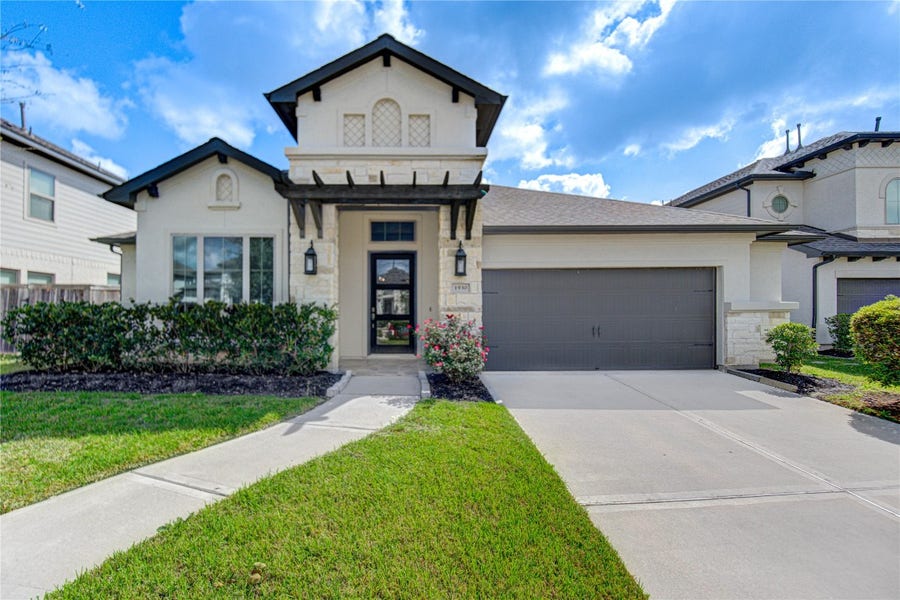 Property photo for 1930 Creekwood Cove, Missouri City, TX