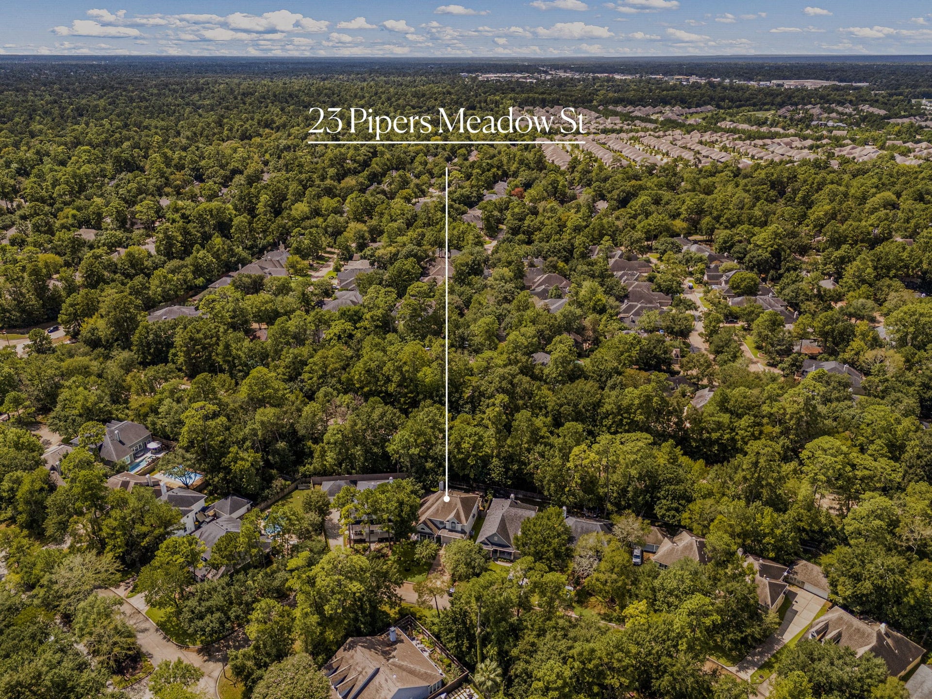 23 Pipers Meadow Street, The Woodlands, TX 77382 A master-planned masterpiece. See firsthand the incredible tree canopy and natural buffer zones that surround the property, epitomizing the highly sought-after, nature-focused lifestyle of The Woodlands.