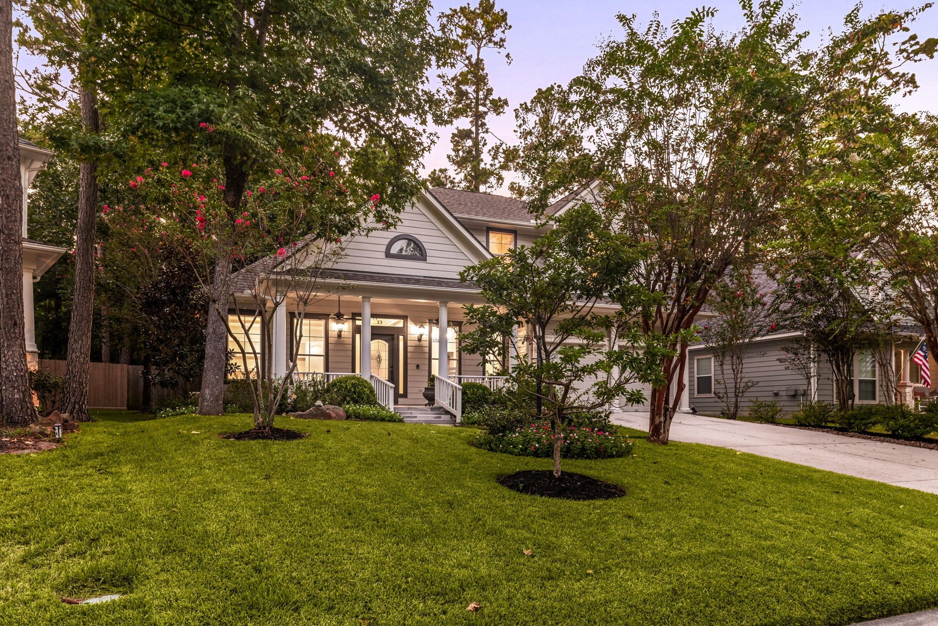 23 Pipers Meadow Street, The Woodlands, TX 77382 From the welcoming front porch steps to the vibrant crepe myrtles and towering pine trees, this property epitomizes the nature-integrated, master-planned lifestyle of The Woodlands. Schedule your private showing today!