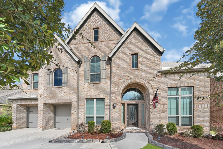 Property photo for 3430 Golden Cypress Lane, Pearland, TX
