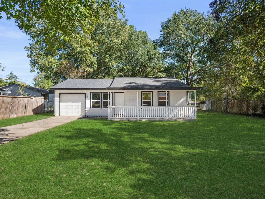 Property photo for 506 Worsham Street, Montgomery, TX