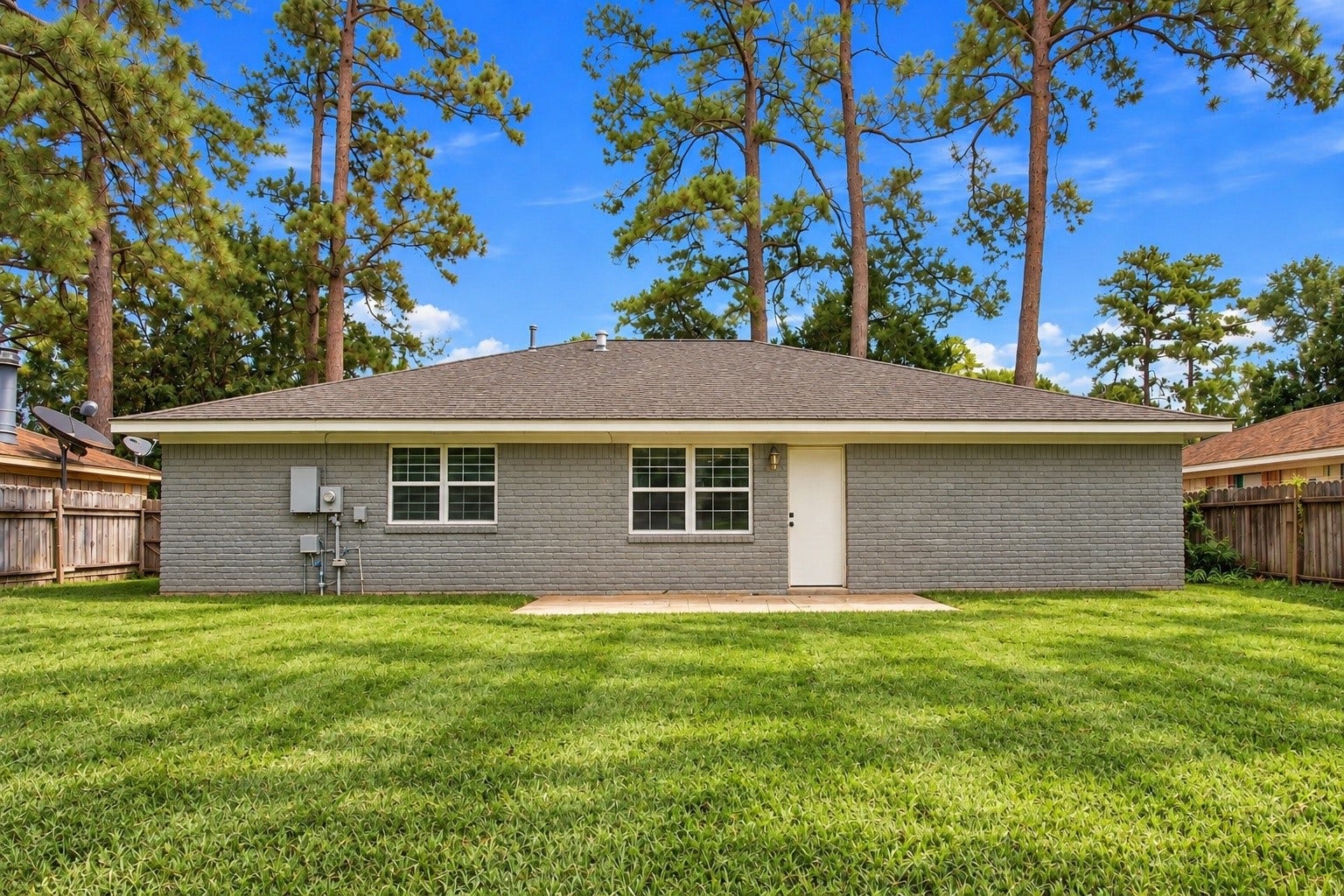 23123 Cranberry Trail, Spring, TX 77373 The large and spacious backyard!