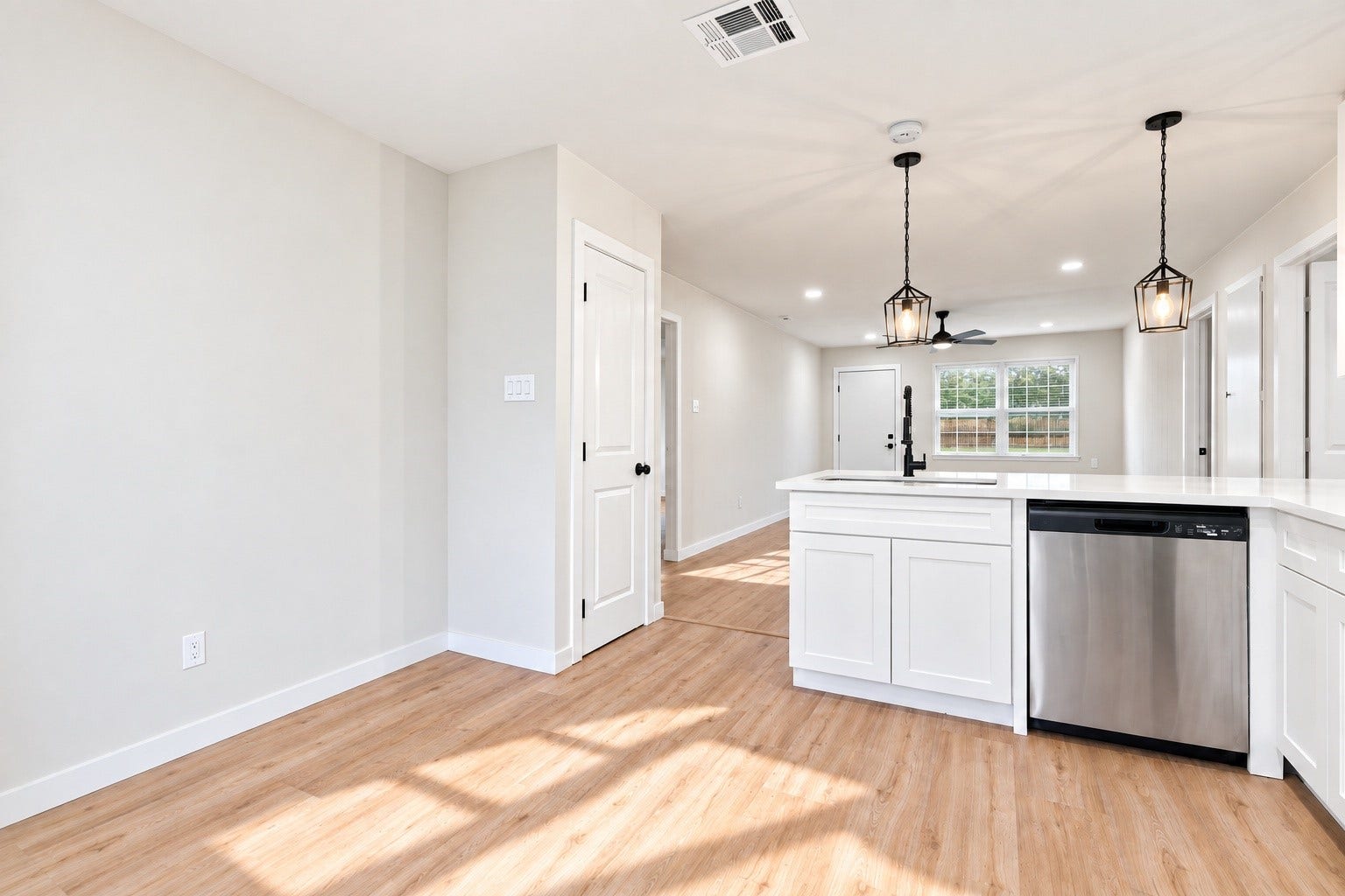 23123 Cranberry Trail, Spring, TX 77373 All the appliances stay!