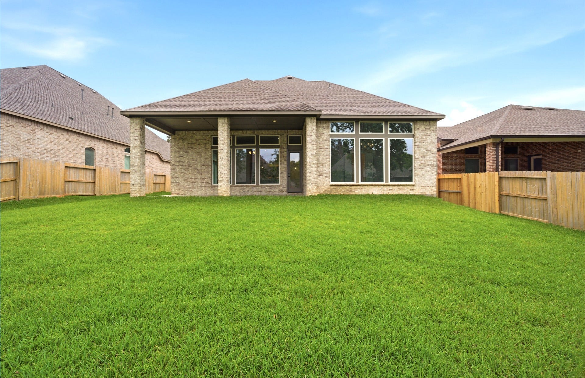 334 Calmato Woods Way, Willis, TX 77318