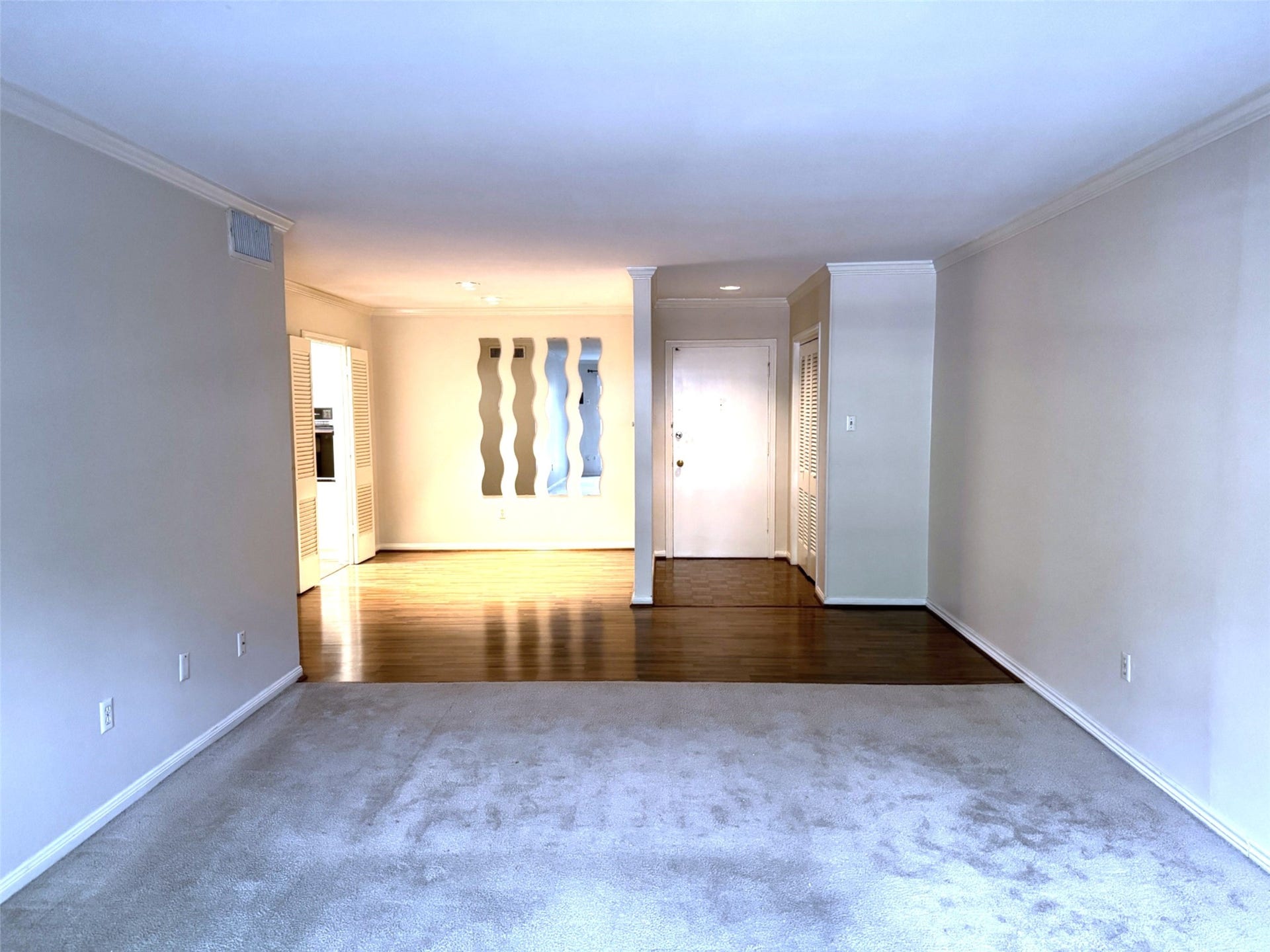 2600 Bellefontaine Street, #A18, Houston, TX 77025 Dining and entry from windows in living area