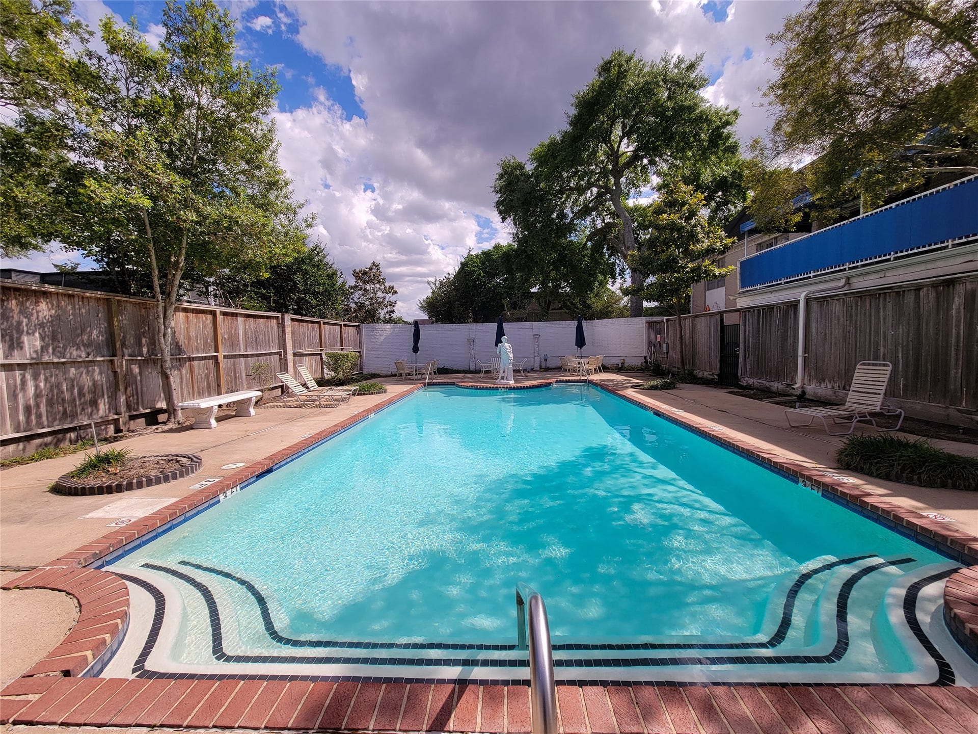 2600 Bellefontaine Street, #A18, Houston, TX 77025 Swimming pool between 2600 and 2700 Bellefontaine St.