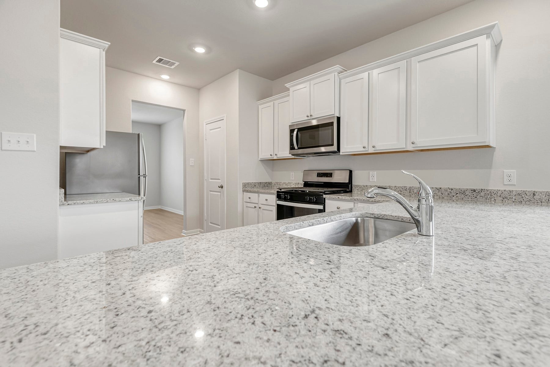 400 Mystic Slopes Drive, Katy, TX 77493 400 Mystic Slopes Drive, Katy, TX 77493
