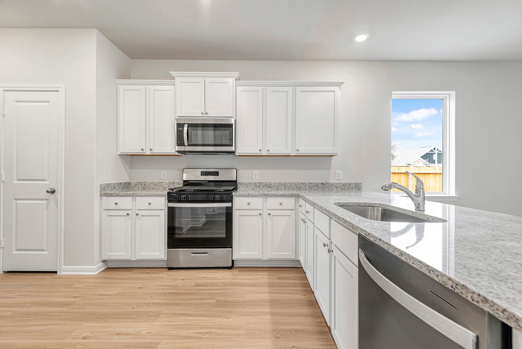 400 Mystic Slopes Drive, Katy, TX 77493 400 Mystic Slopes Drive, Katy, TX 77493