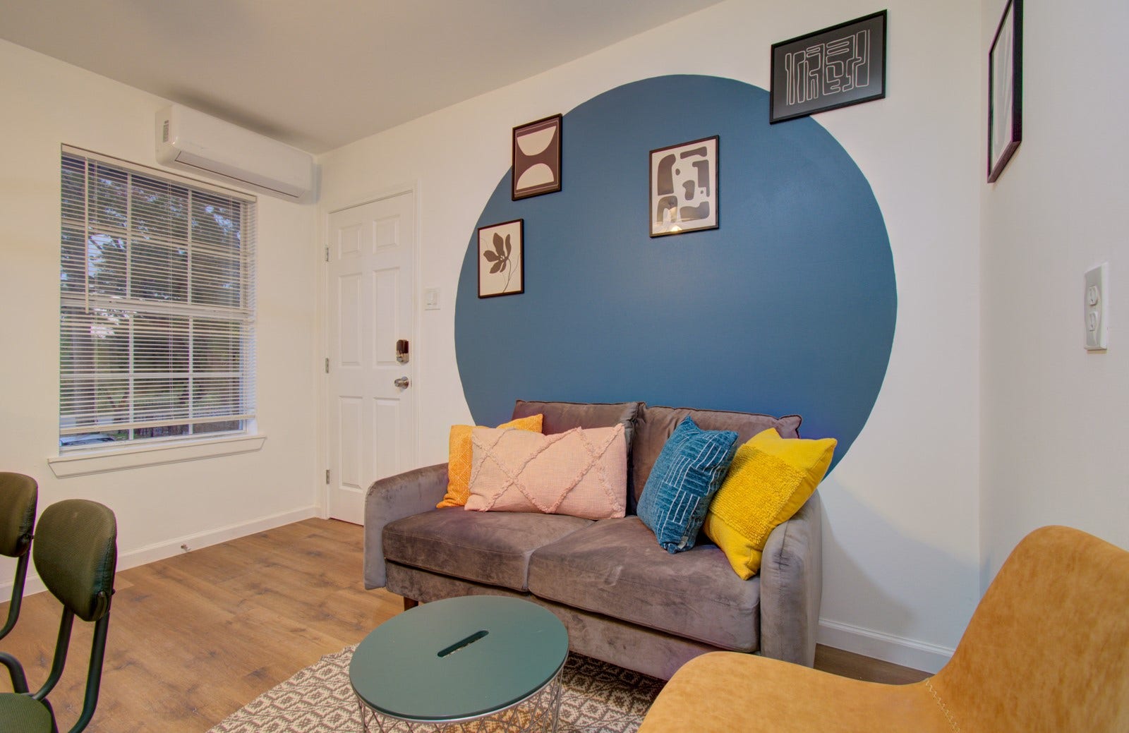 6403 Avenue Street, Houston, TX 77011 6403 Avenue Street, Houston, TX 77011