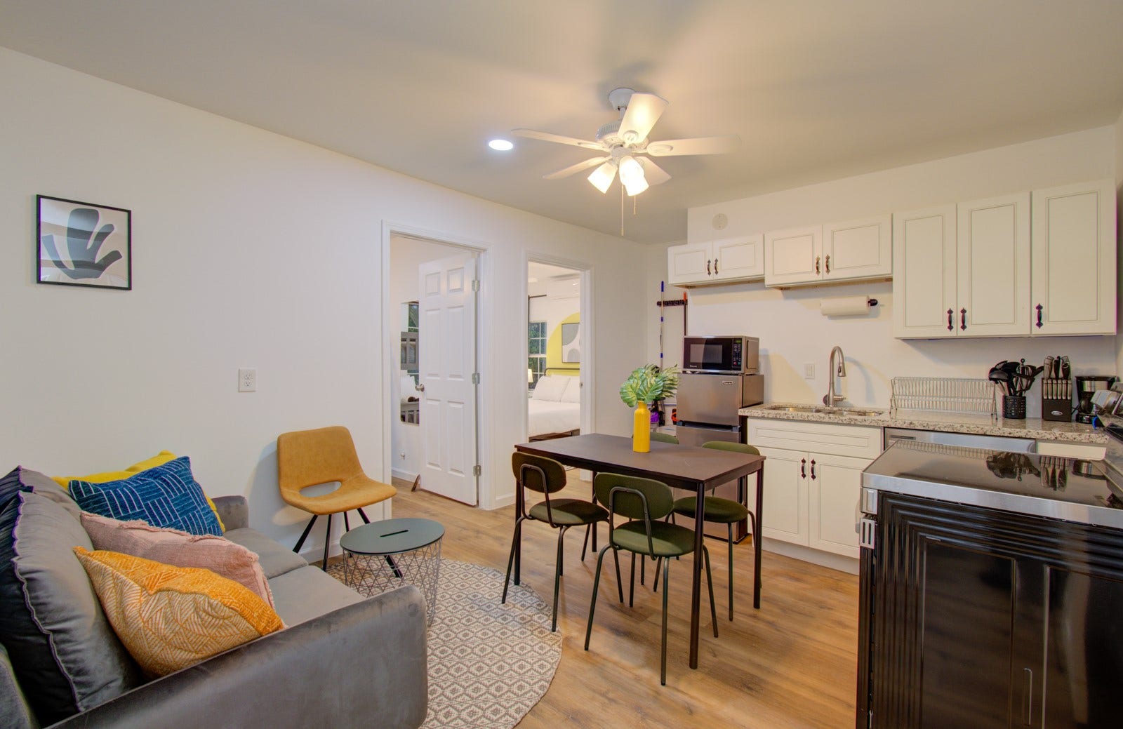 6403 Avenue Street, Houston, TX 77011 6403 Avenue Street, Houston, TX 77011