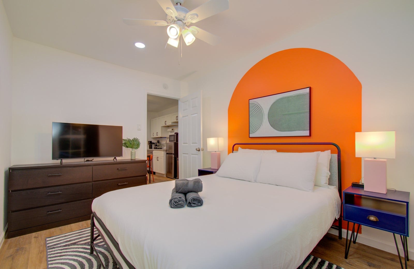 6403 Avenue Street, Houston, TX 77011 6403 Avenue Street, Houston, TX 77011