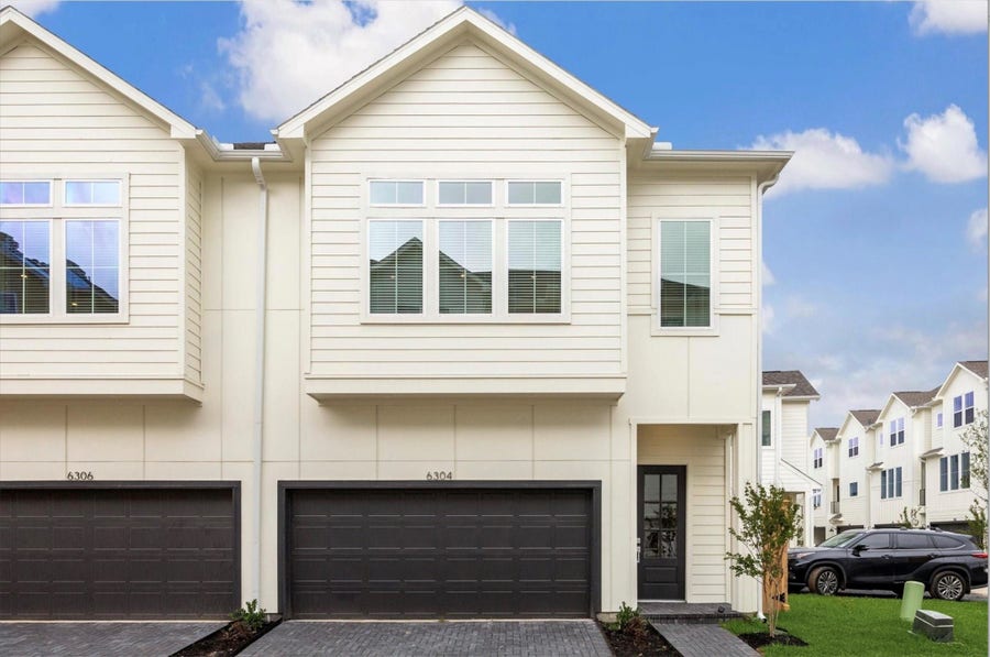 Property photo for 6304 Brighton Oaks Lane, Houston, TX