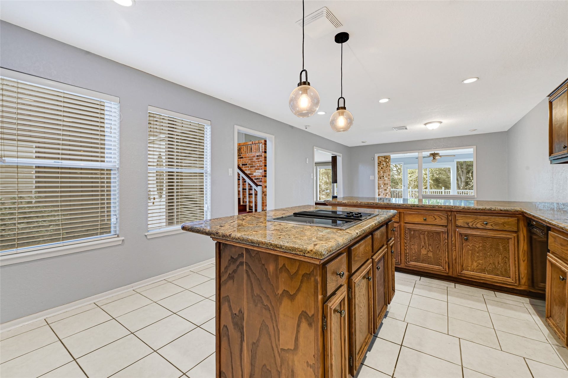 2106 White Feather Trail, Crosby, TX 77532 2106 White Feather Trail, Crosby, TX 77532