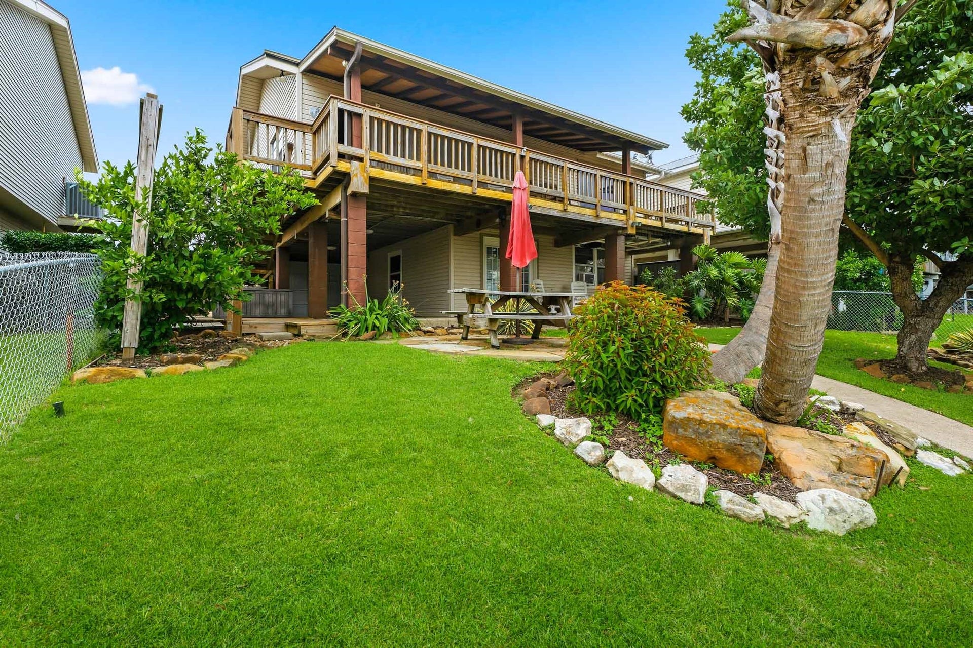 23 N Sandpiper Street, La Marque, TX 77568 23 N Sandpiper Street, La Marque, TX 77568