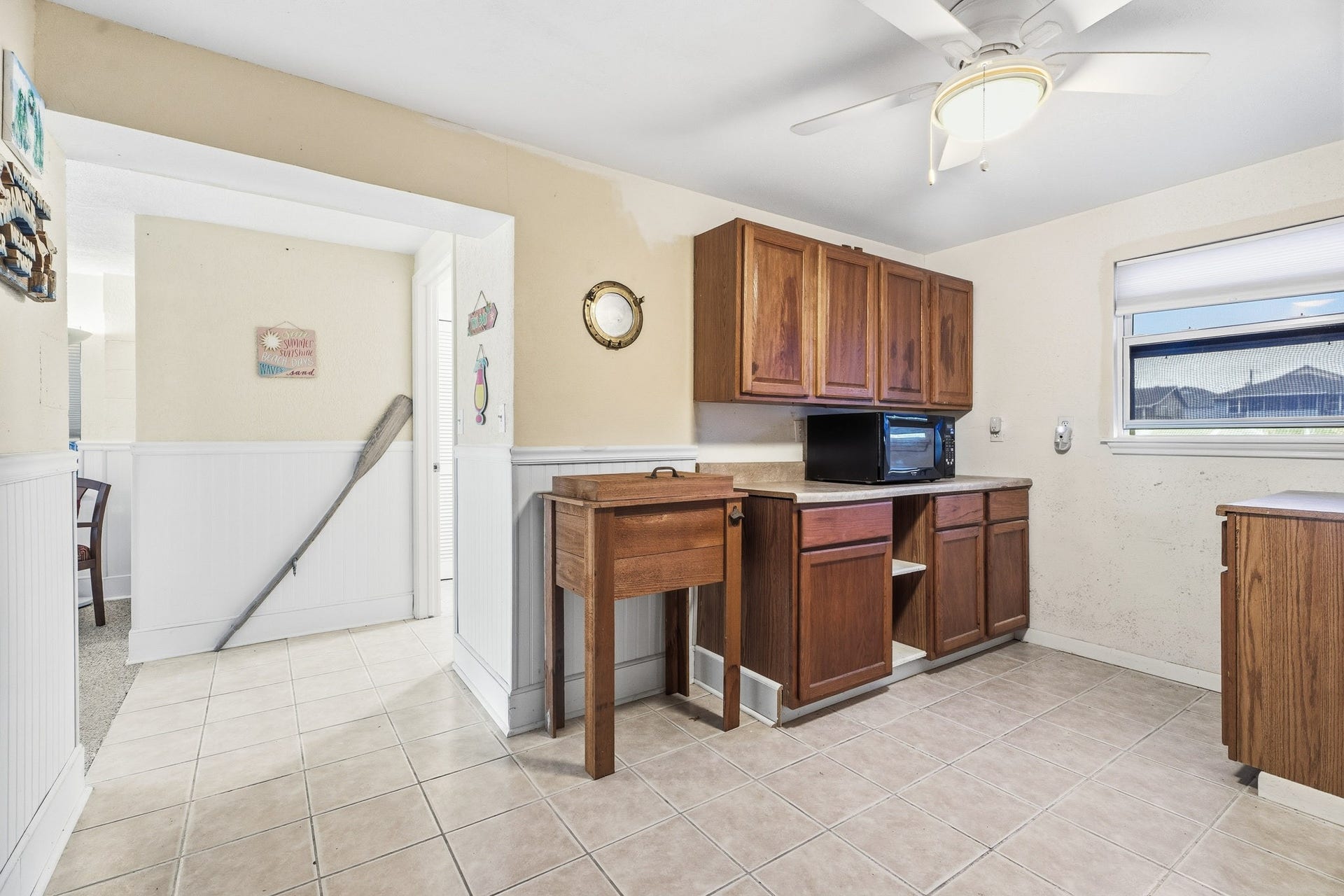 23 N Sandpiper Street, La Marque, TX 77568 23 N Sandpiper Street, La Marque, TX 77568