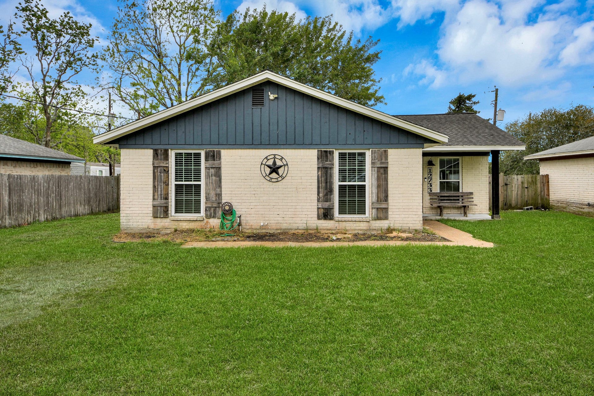 12733 7th Street, Santa Fe, TX 77510 12733 7th Street, Santa Fe, TX 77510