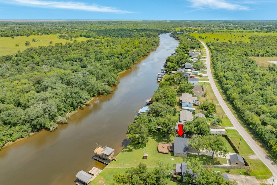 Property photo for 2170 County Road 506, Brazoria, TX