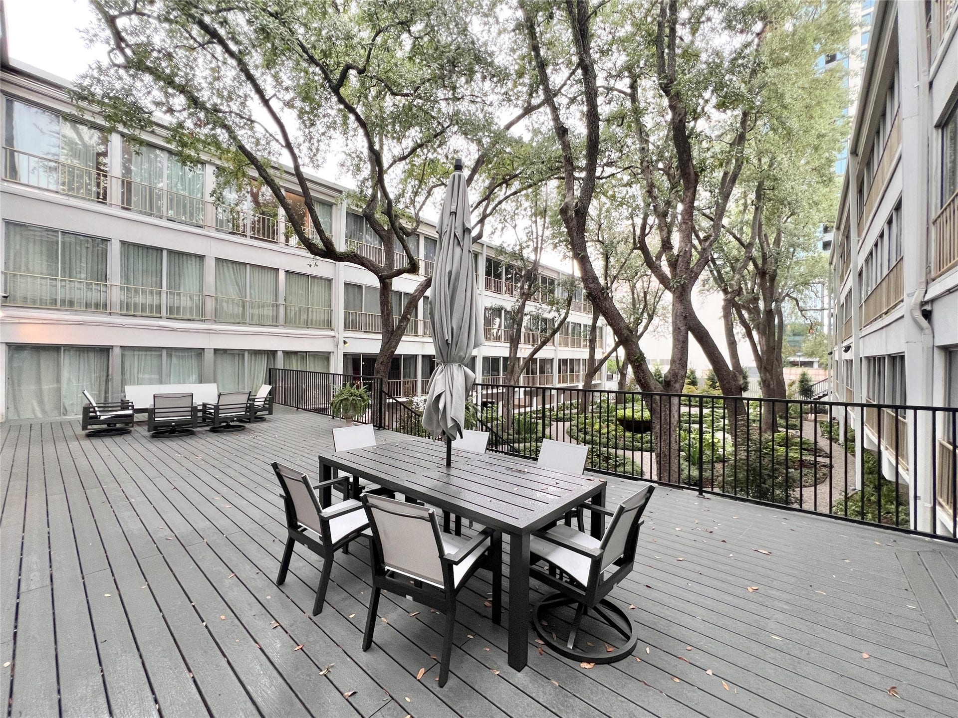 5050 Ambassador Way, #210, Houston, TX 77056