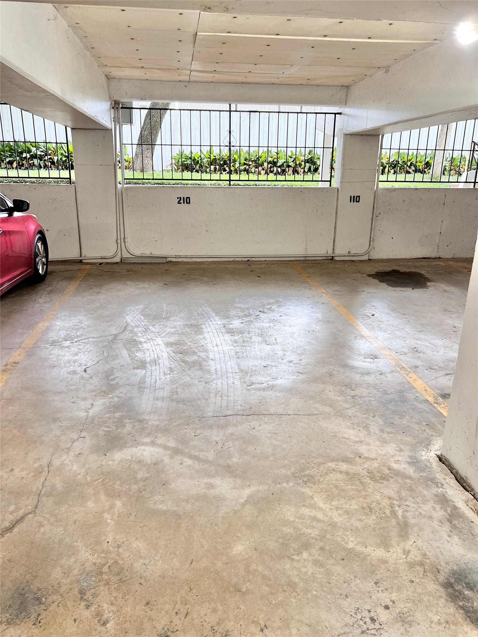 5050 Ambassador Way, #210, Houston, TX 77056