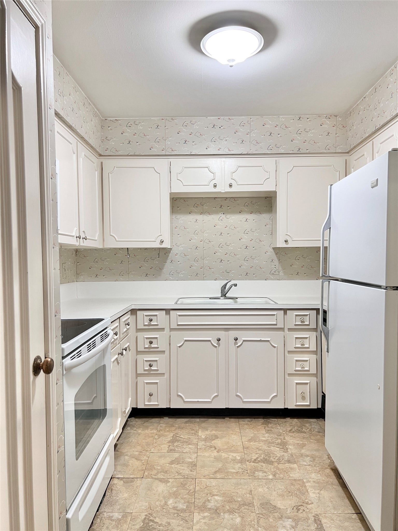 5050 Ambassador Way, #210, Houston, TX 77056