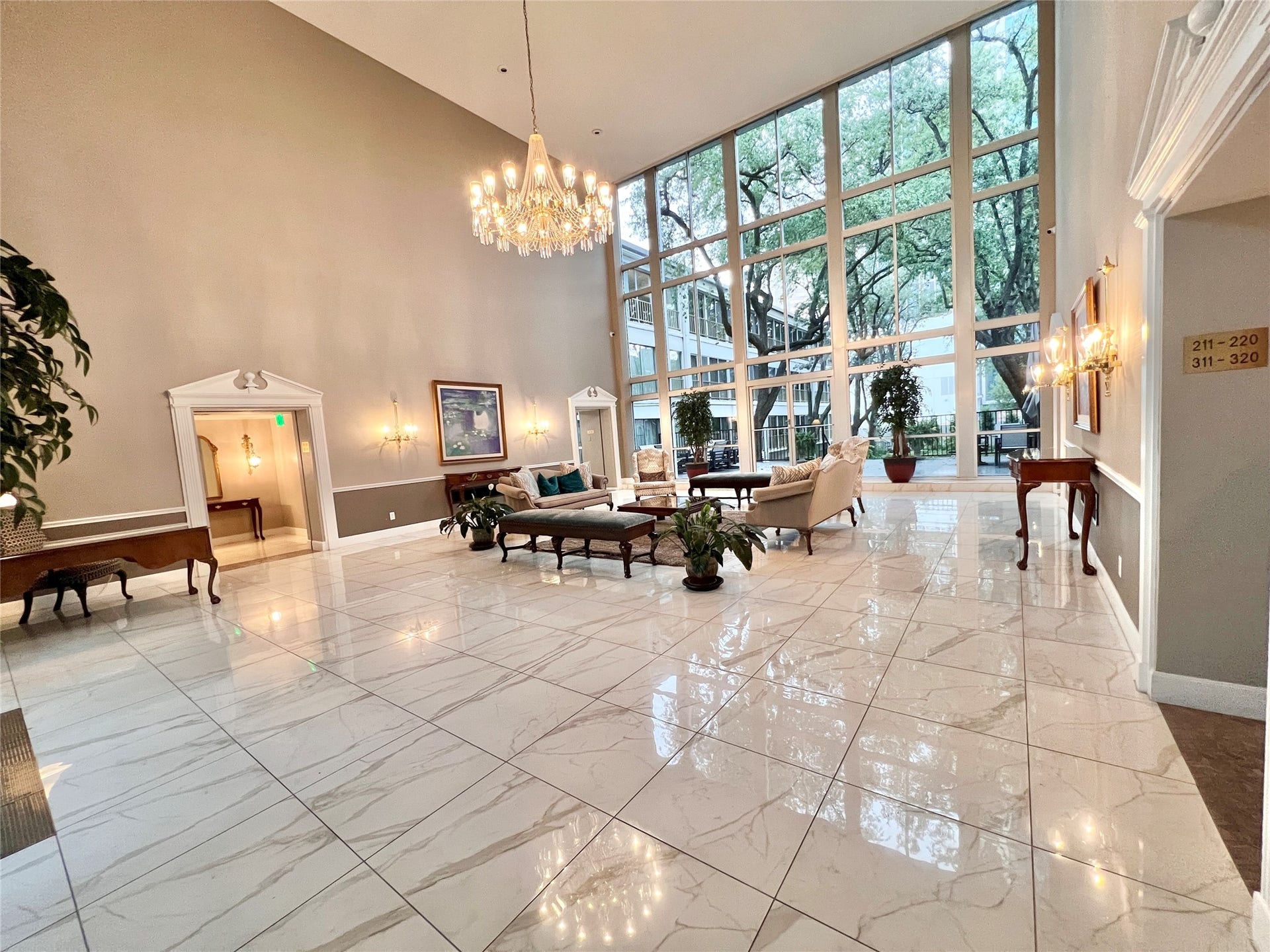 5050 Ambassador Way, #210, Houston, TX 77056