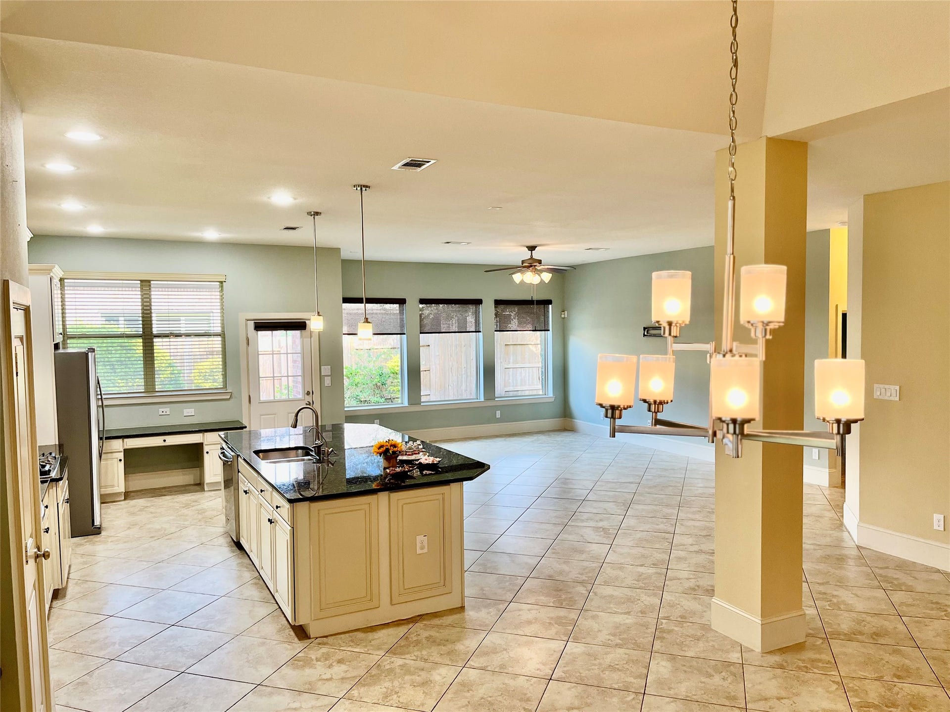 26926 Carmel Falls Lane, Katy, TX 77494 Great size and open Kitchen