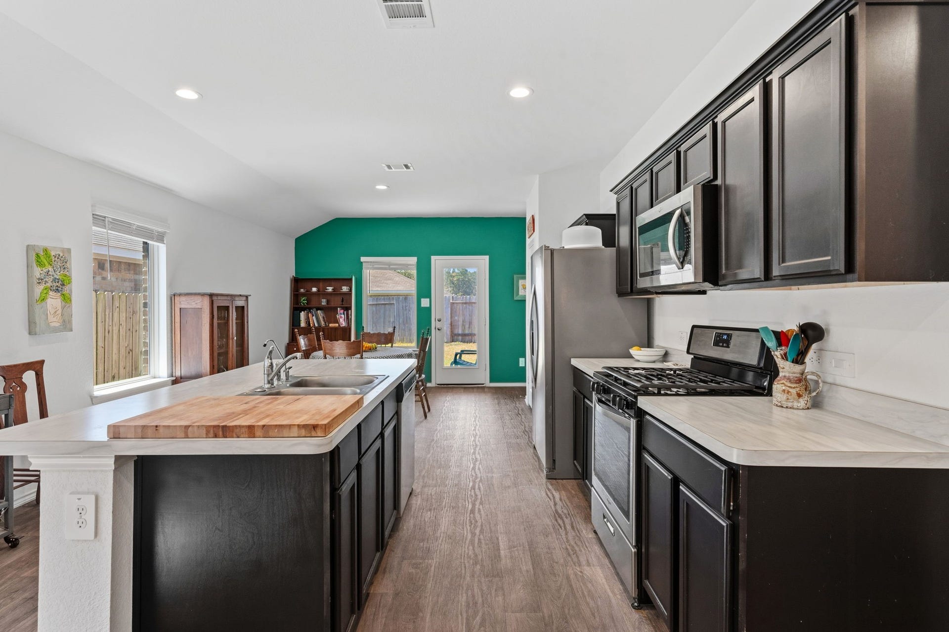 14552 Valley Ridge Drive, New Caney, TX 77357