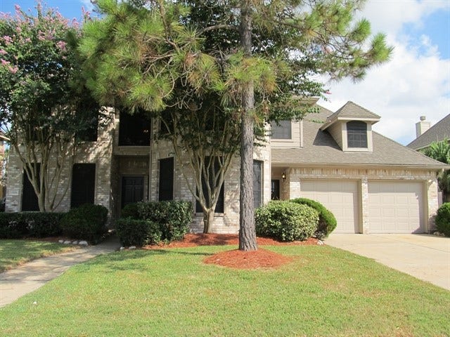 Property photo for 3506 Pine Tree Drive, Pearland, TX