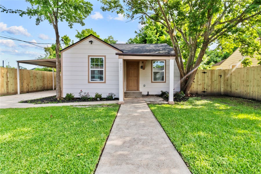Property photo for 807 Aron Street, Baytown, TX